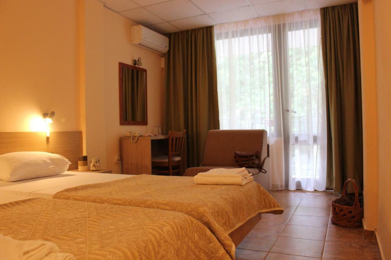 Park Hotel Briz Golden Sands Exterior foto